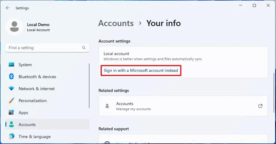 روی گزینه Sign in with a Microsoft account کلیک نمایید
